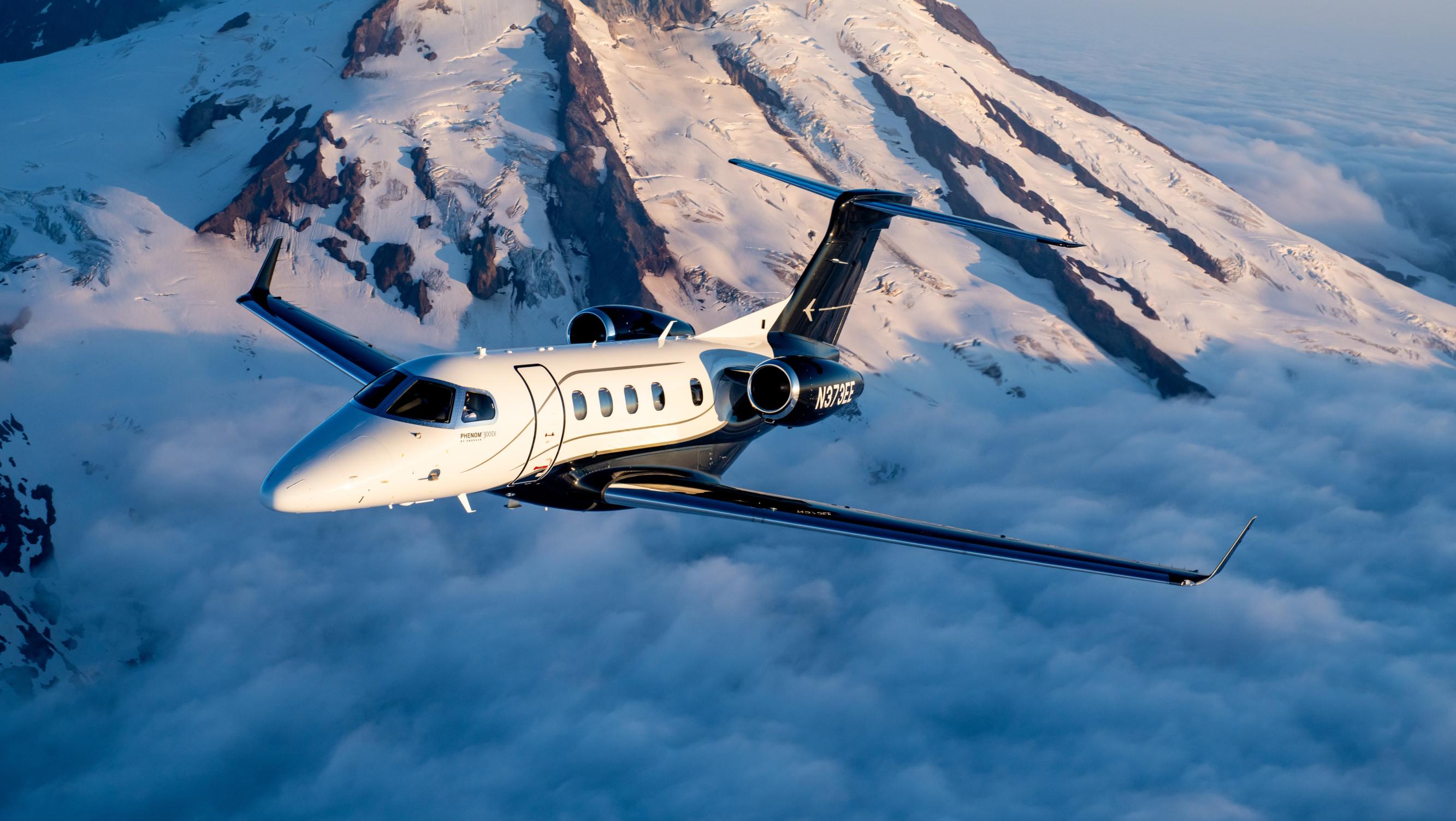 Embraer Phenom 300EV